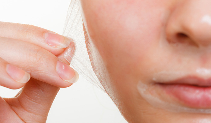 5 Unexpected Benefits You’ll See When Using a Face Peel 