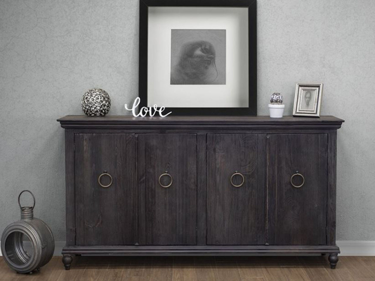 Capri 2 tone Console with 4 doors and Hutch