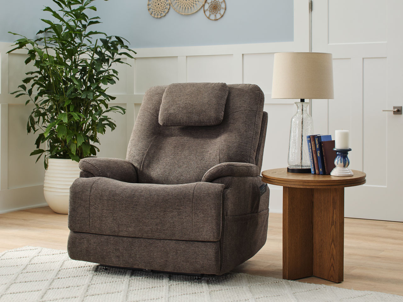 Zecliner* Model 2 Sleeper/ zero gravity Recliner Lift Chair