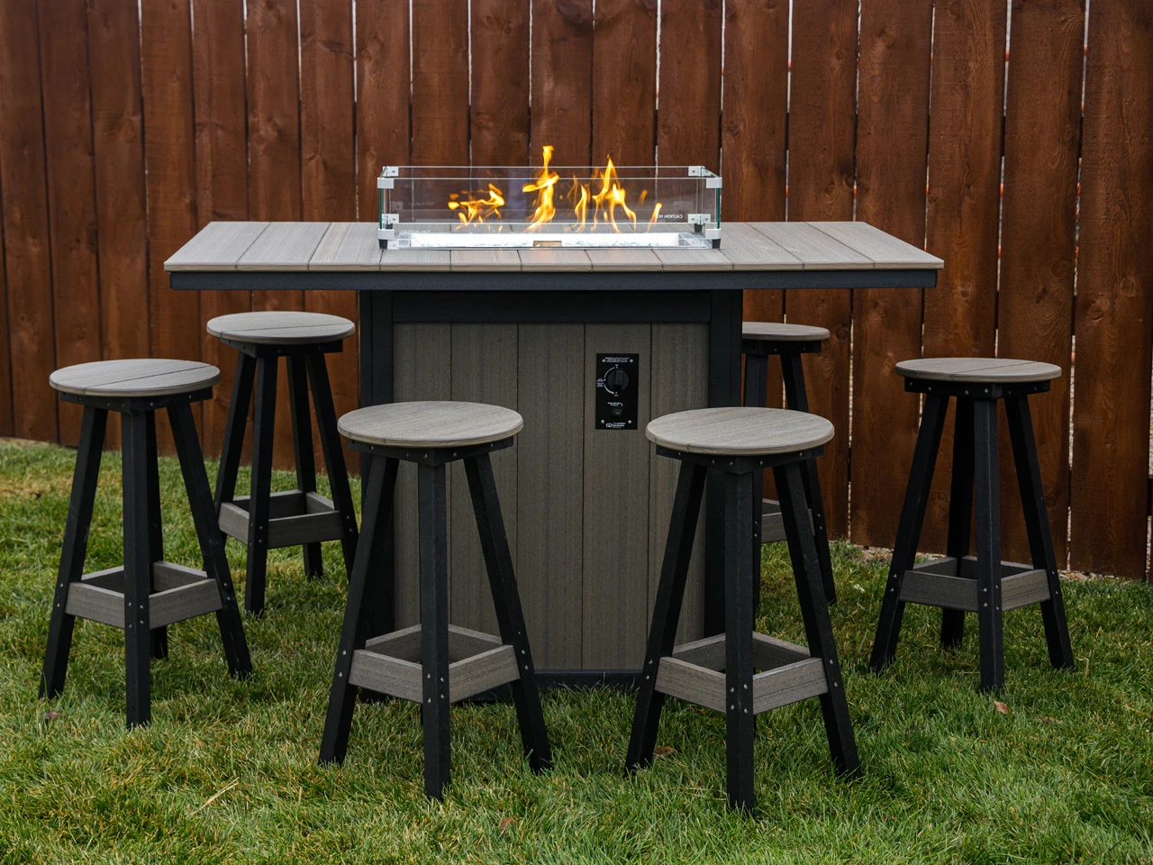 Round counter high fire table
