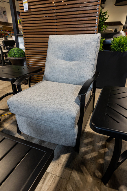 Albany Recliner w/ Cushion