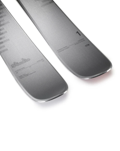 26/27 Studio 1 Flat Ski