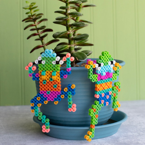 Frog Pot Hangers