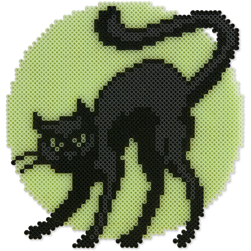 Perler Bead Creations - black cat plain $1.00
