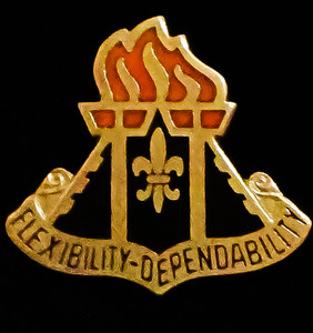 11th Signal Brigade Unit Crest (Flexibilty-Dependability)