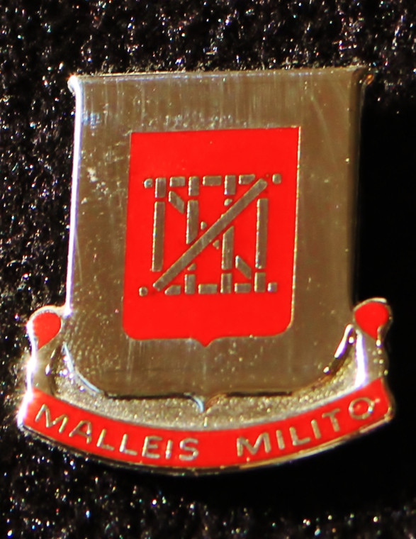 62nd Engineer Battalion Unit Crest (Malleis Milito)