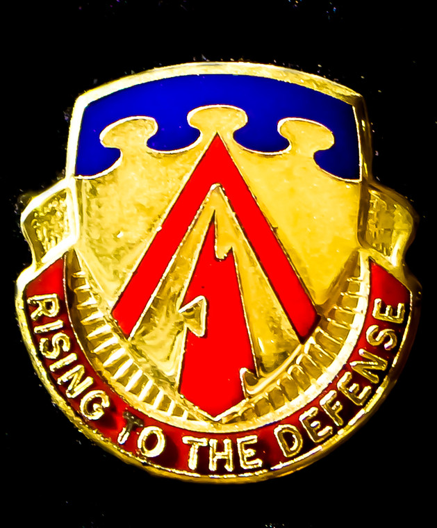 138th Air Defense Artillery Unit Crest (Rising To The Defense)