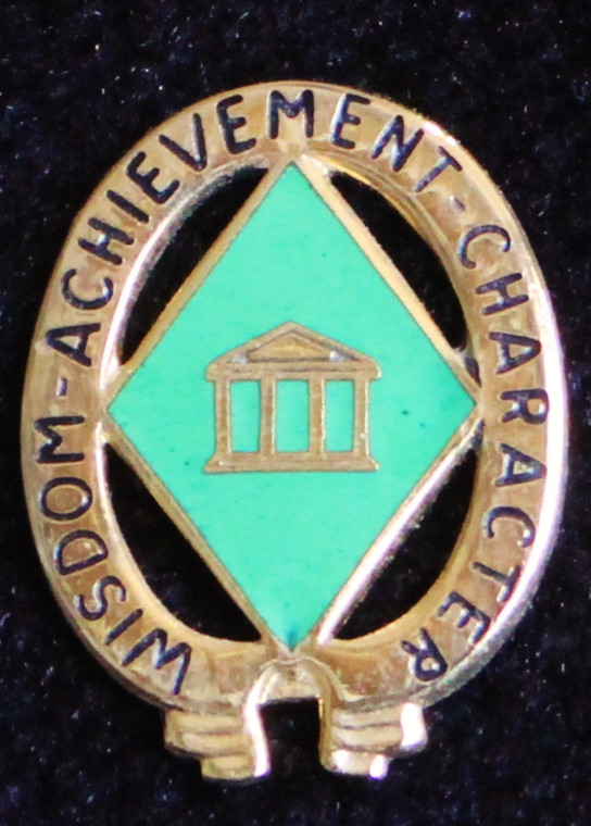 Women Army Corps School Unit Crest (Wisdom Achievement Character)