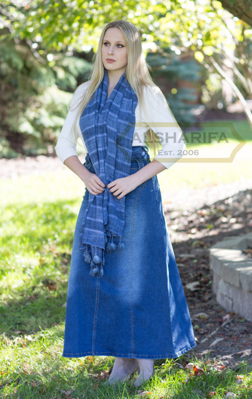 How To Wear The Skirt Of The Season- Denim Maxi Skirt - Myriad Musings