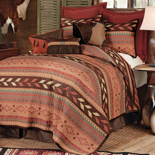 Broken Arrow Quilt Bed Set - Full/Queen Broken Arrow Quilt Bed Set - Full/Queen