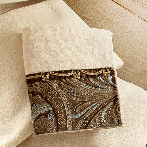 Western Paisley Linen Fingertip Towel