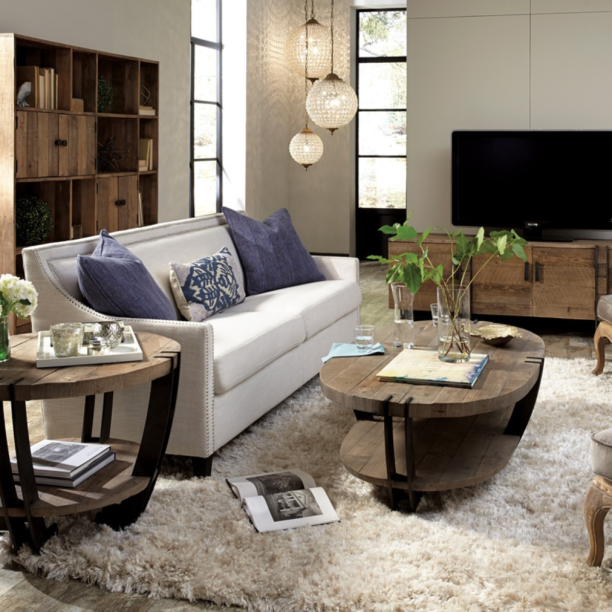 Cimberleigh Large Chandelier | Zin Home