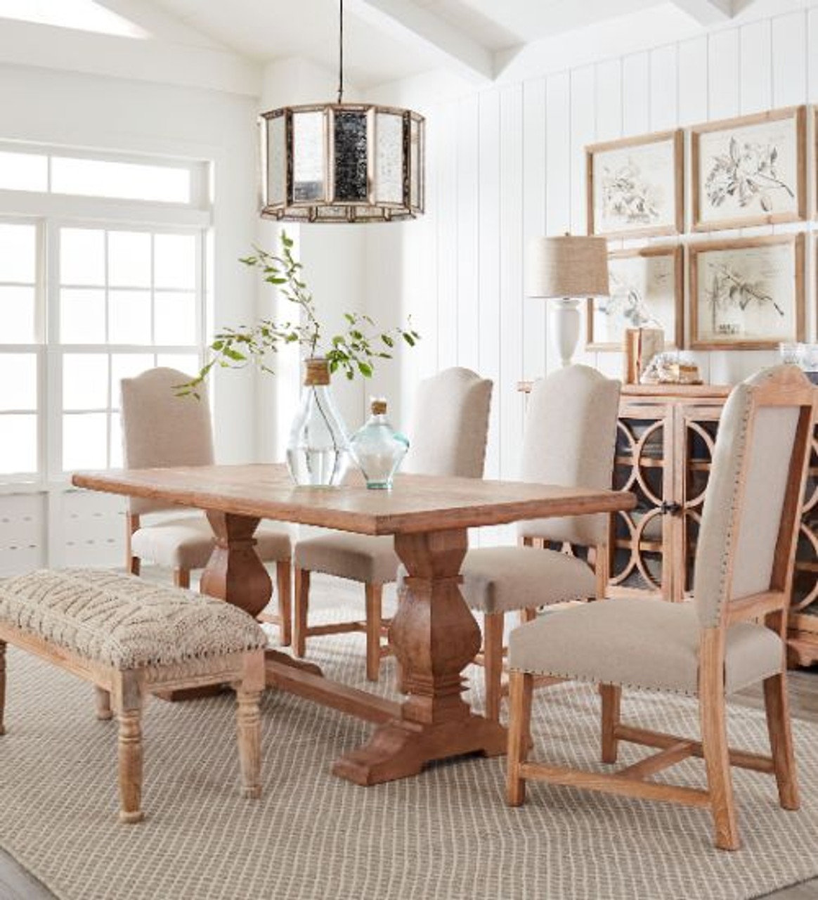 ​8 Factors to Consider Before Buying a Dining Room Table