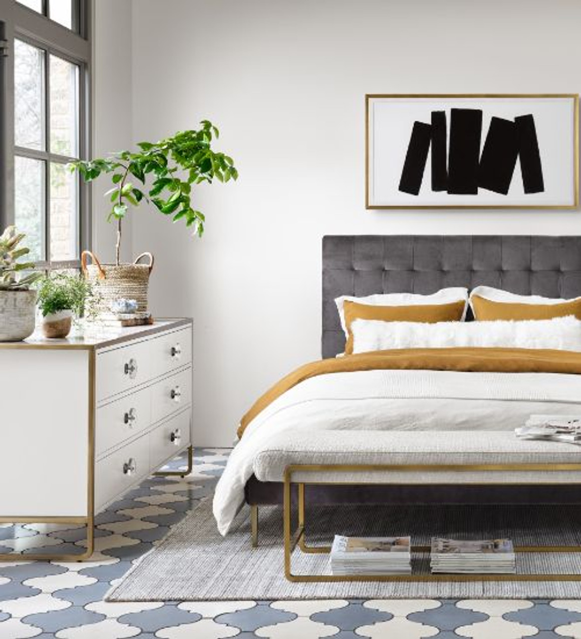 Summer Decorating Tips to Update Your Bedroom