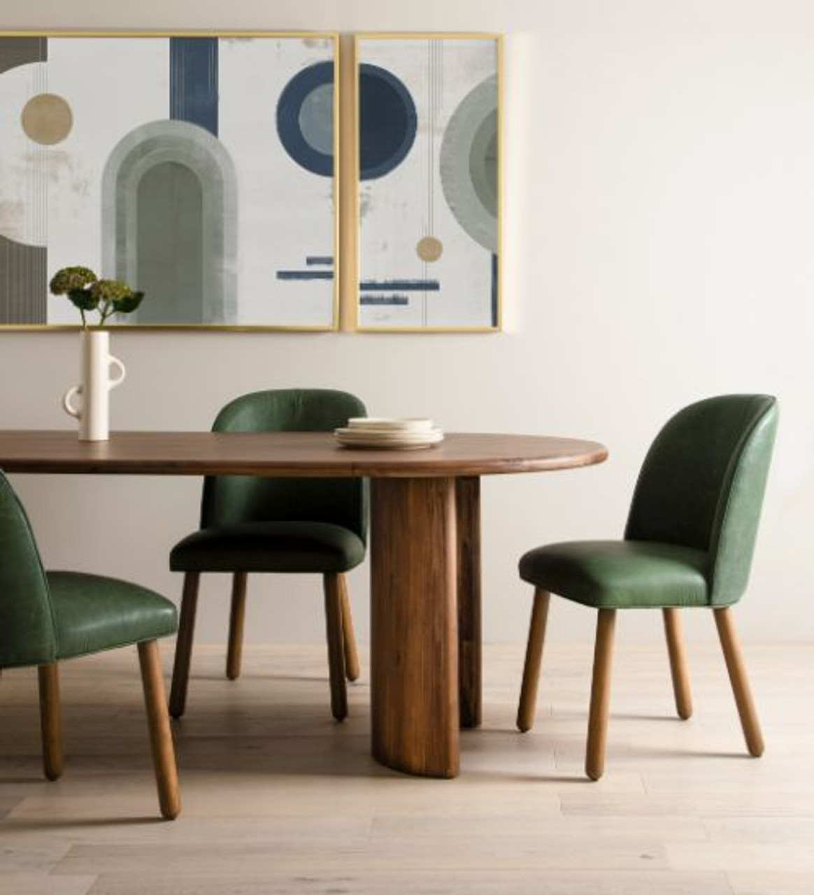 ​Discovering the Perfect Dining Table Shape for Your Home