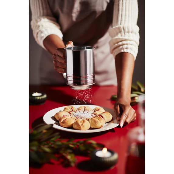 Kitchenaid® Artisan® Series 5 Quart Tilt-Head Stand Mixer KSM150PSMH