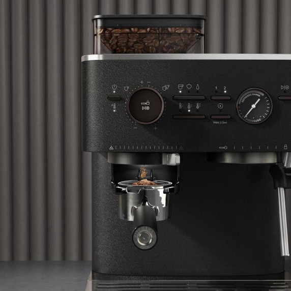 KitchenAid.ca Exclusive Colour - Semi Automatic Espresso Machine with Burr Grinder KES6551BK