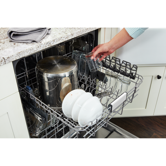 Maytag® Top control dishwasher with Dual Power Filtration MDB7959SKZ