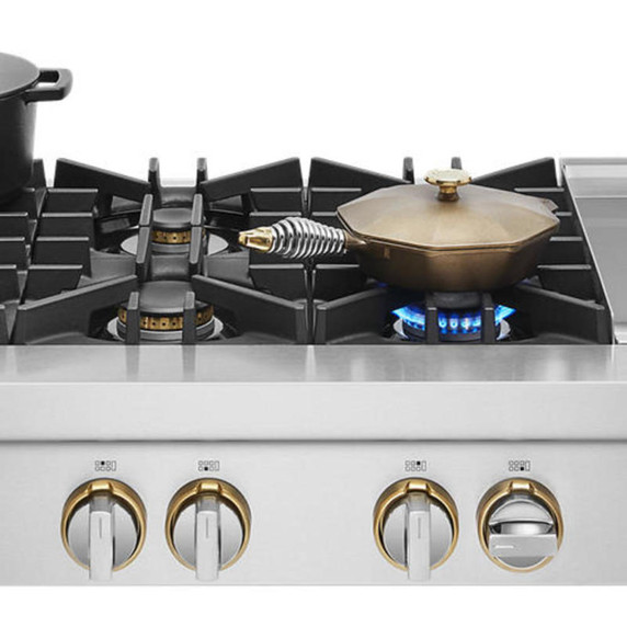 Jennair® 48" RISE™ Gas Professional-Style Rangetop with Chrome-Infused Griddle JGCP548HL