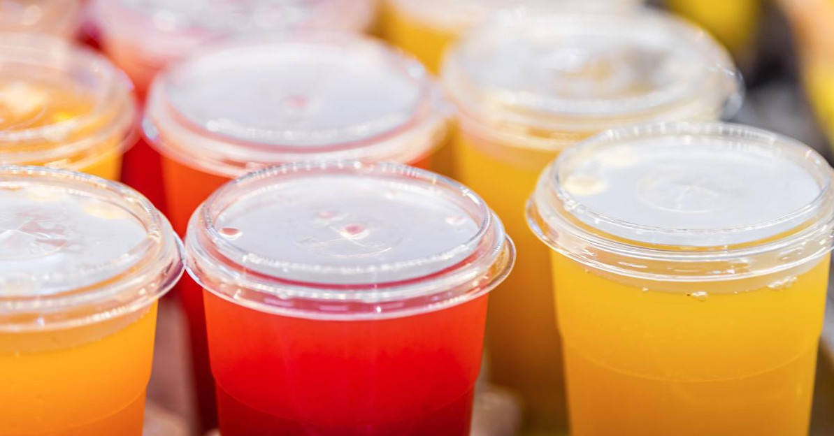 Choosing the Right Size PET Plastic Cups for Your Business