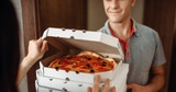 Bulk Pizza Boxes: What To Look For in a Supplier