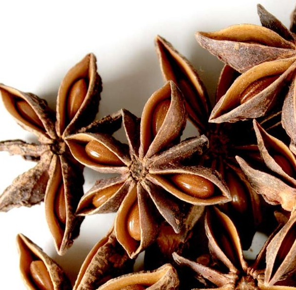 Whole Star Anise Pods, 12 oz — Each
