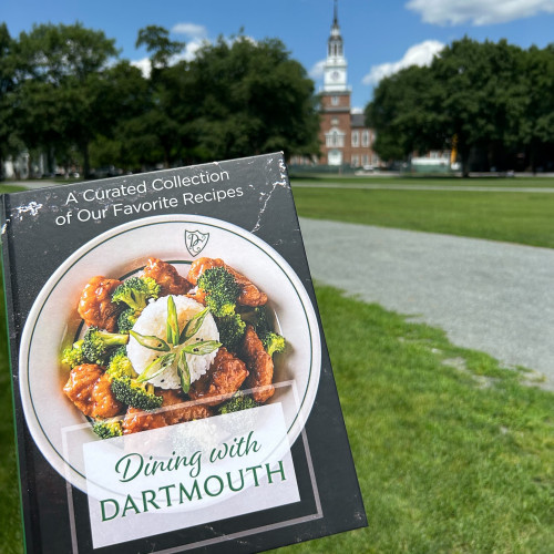 Dining with Dartmouth: The Official Cookbook of Dartmouth College