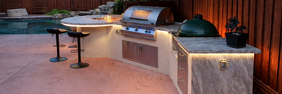 Outdoor kitchen LED strip lighting
