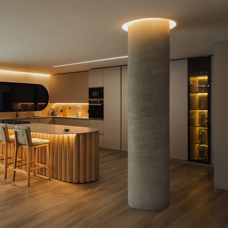 Floor to Ceiling Lighting