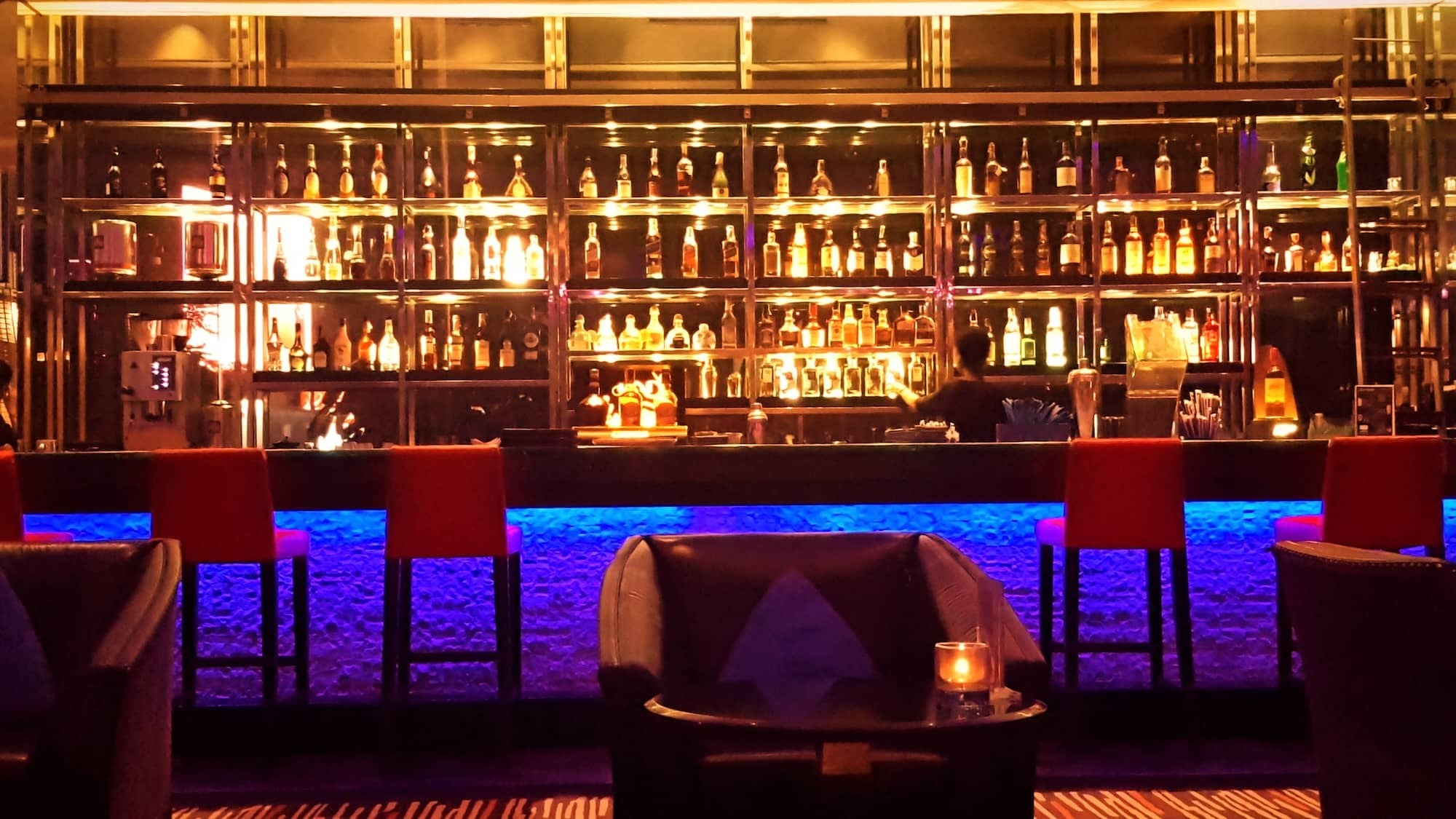 LED Strip Lighting for High-Impact Commercial Focal Points LED Strip Lighting for High-Impact Commercial Focal Points