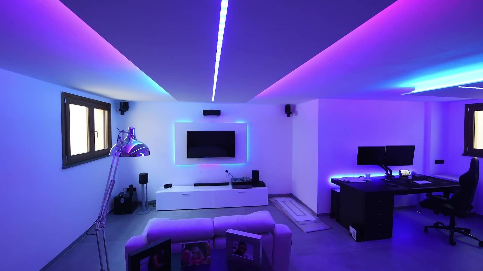 RGB and RGBW Strip Lighting for Commercial Interiors RGB and RGBW Strip Lighting for Commercial Interiors