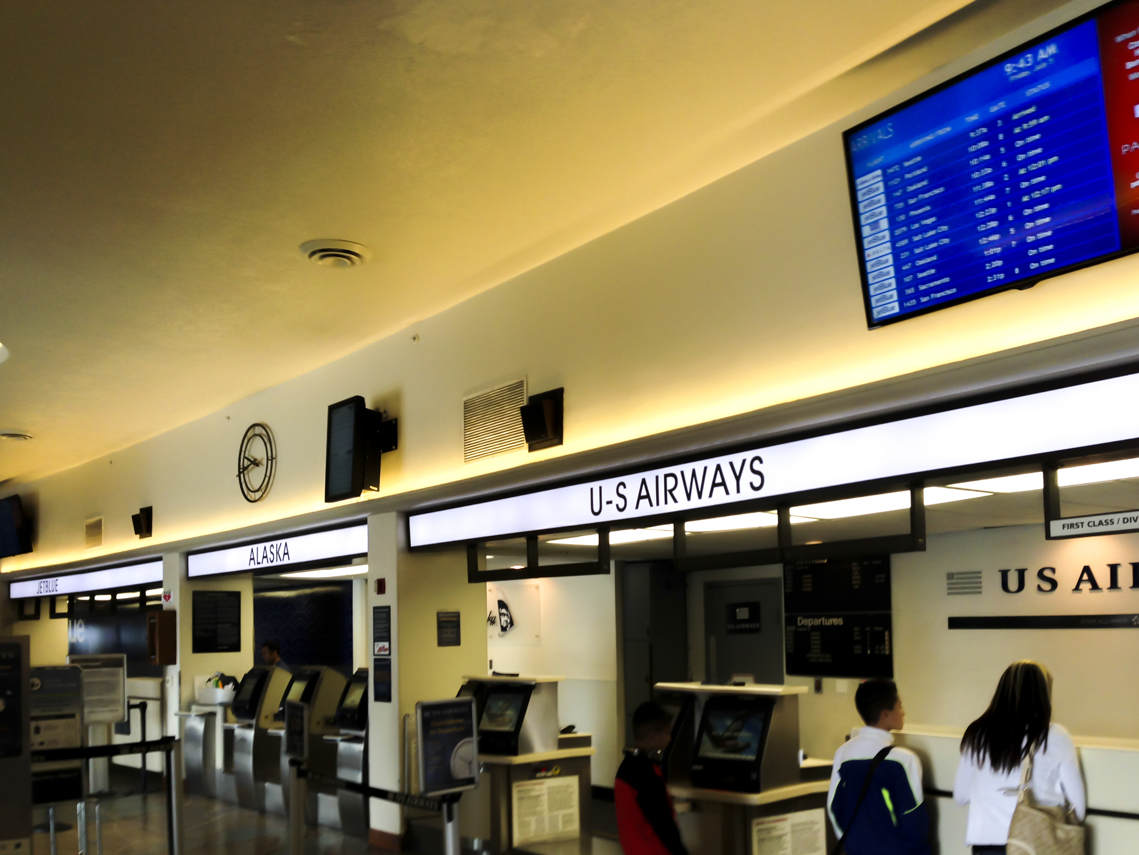 Long beach airport terminal LED install by Flexfire LEDs