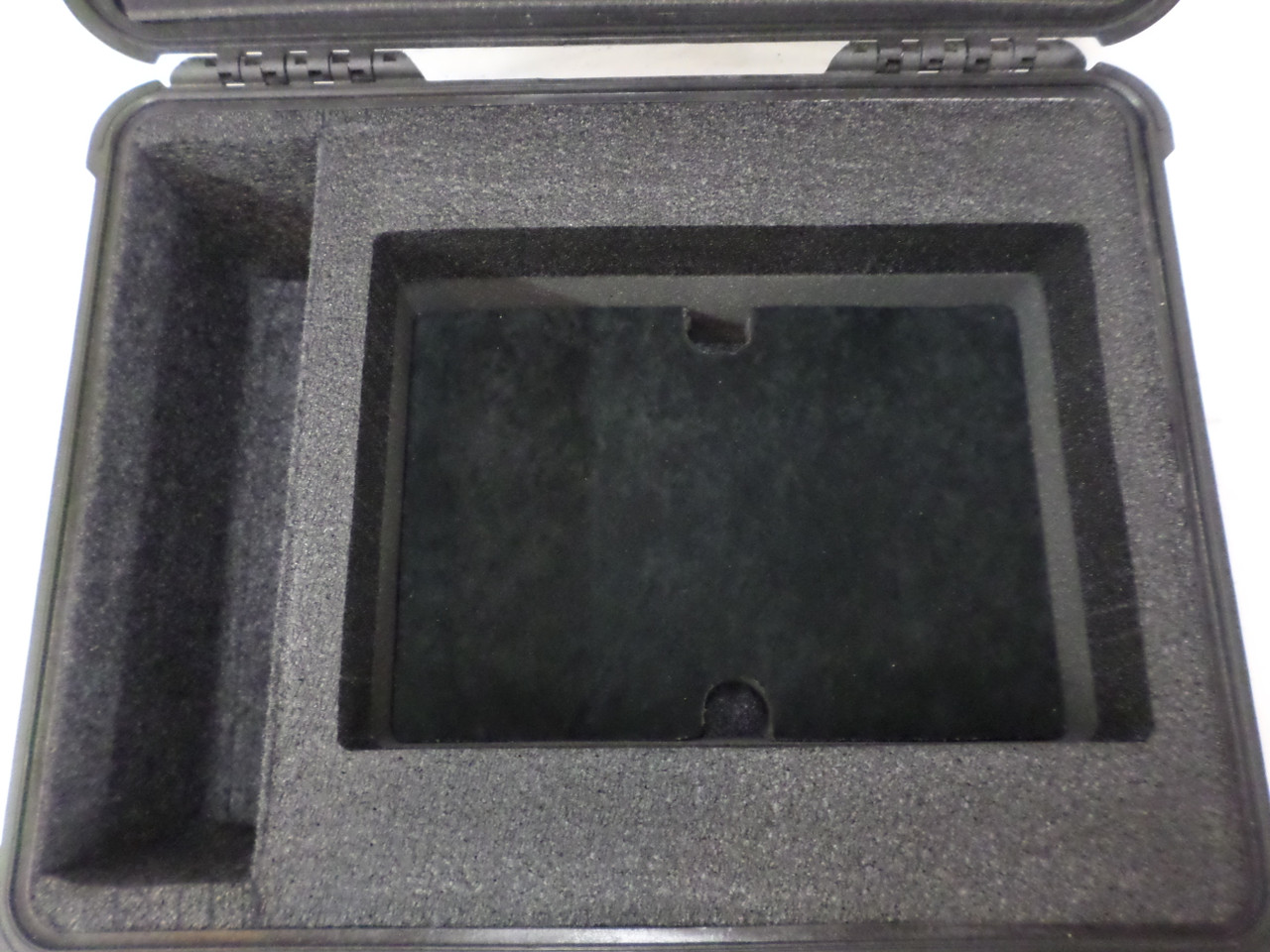 Small HD 1303 Monitor (Foam Insert for Pelican 1550)