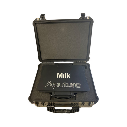 Aputure Barn doors Case. Custom foam - Pelican 1550 Custom Foam Insert for cinema lighting fixture — with fitted foam
