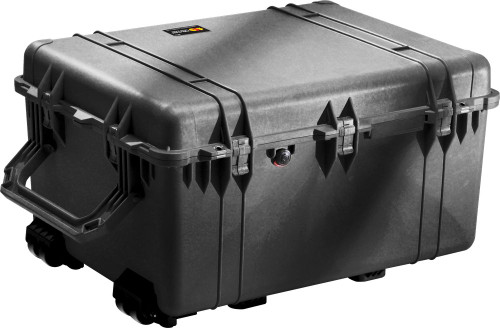 Pelican 1630 Protector Transport Case — No Foam (Black)