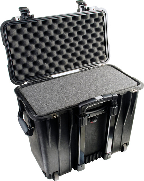 Pelican 1440 Protector Top Loader Case — With Foam (Black)