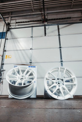 Work Emotion CR Shigoku 18x10.5+22 5x114.3  -  Ice White 