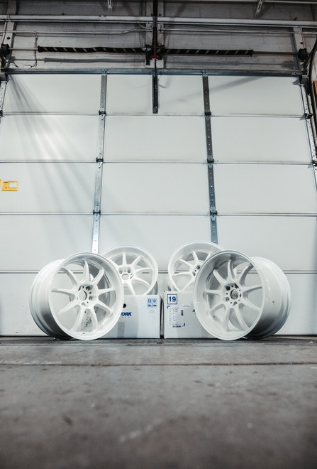 Work D9R 19x9.5+23 / 19x10.5+30 5x114.3 - White 