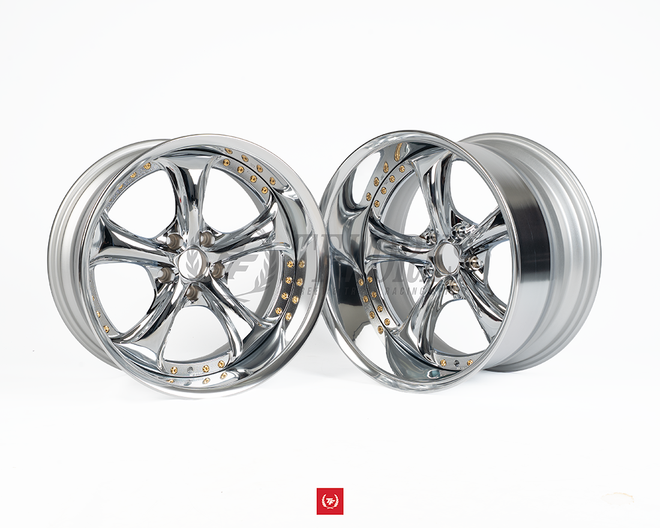 Work VS-KF# Chrome / Gold Assembly Bolt 18x9.5-29 / 18x10.5-23 5x114.3 