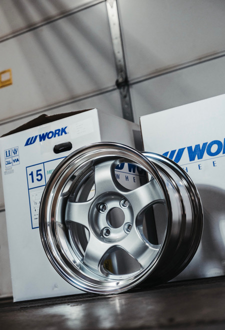 Work Meister S1 2P 15x8.5+18 4x100 - Silver 