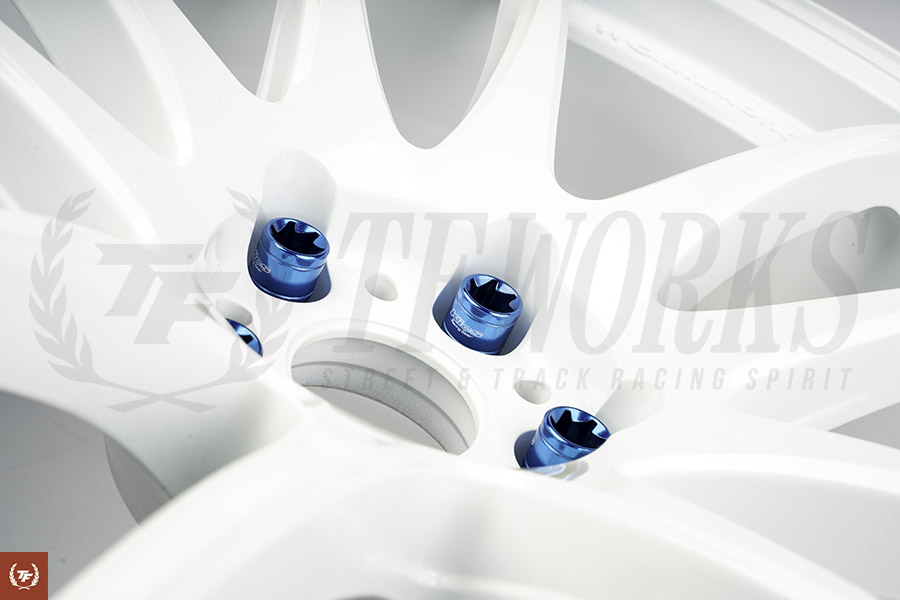 Project Kics Monolith T1/07 Lug Nuts - M14x1.5 (Glorious Black
