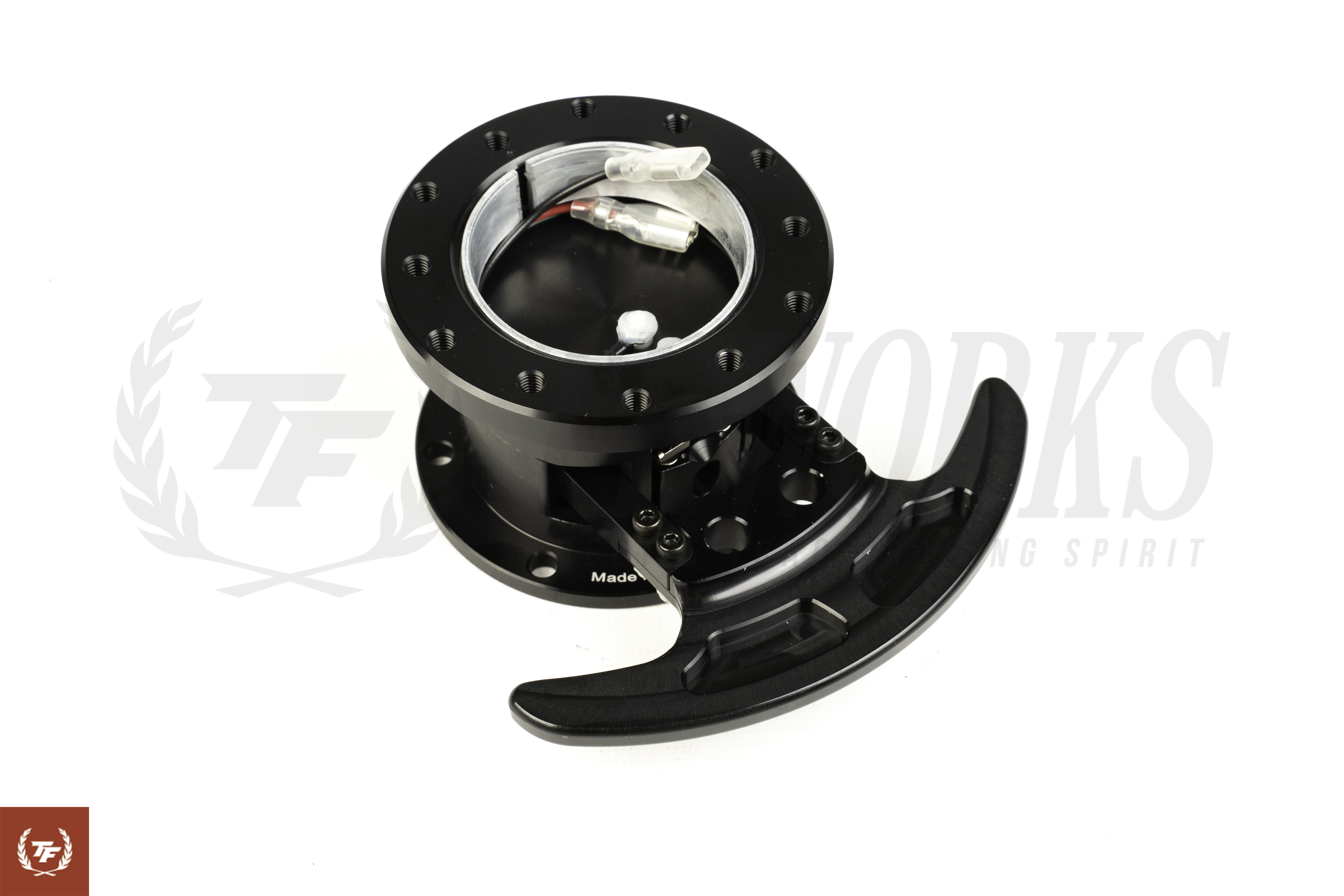 Works Bell Hybrid GTC Flip-Up Quick Tilt Steering Adapter