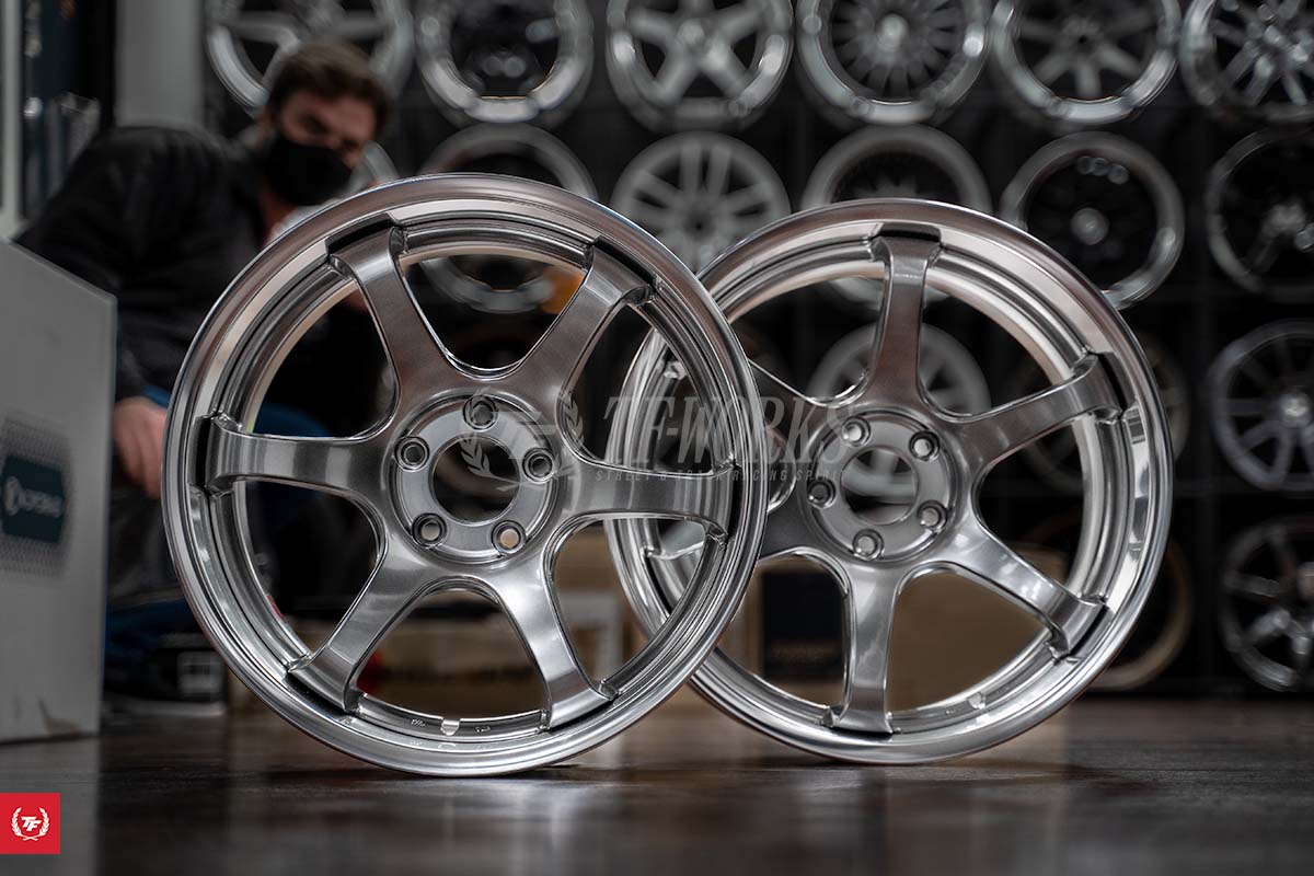 SSR REINER txpe-6R 19✖️8J ➕33 用　1本のみ Ssr Reiner Type 6R 5x114.3 19X10.5 30 Hyper | ThreePiece.us