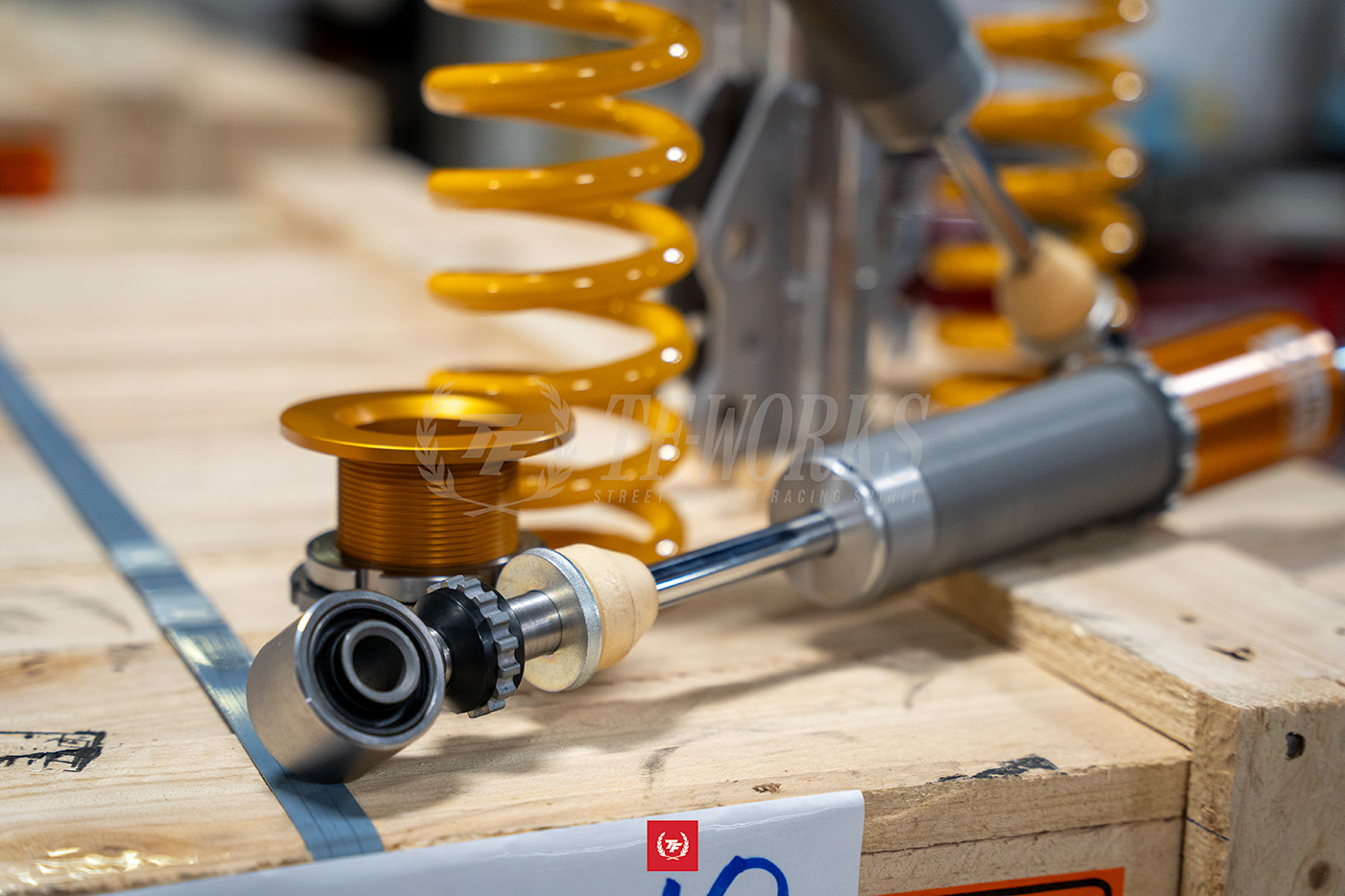 HORIZON 4C-50 スタンモデル　オリゾン Ohlins Road and Track - GR Corolla