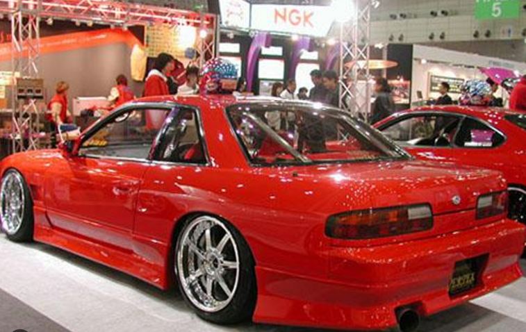 ※仕上げ中　S13 シルビア VERTEX ご予約受付中：1/18スケール「VERTEX シルビア(S13)」×2カラー