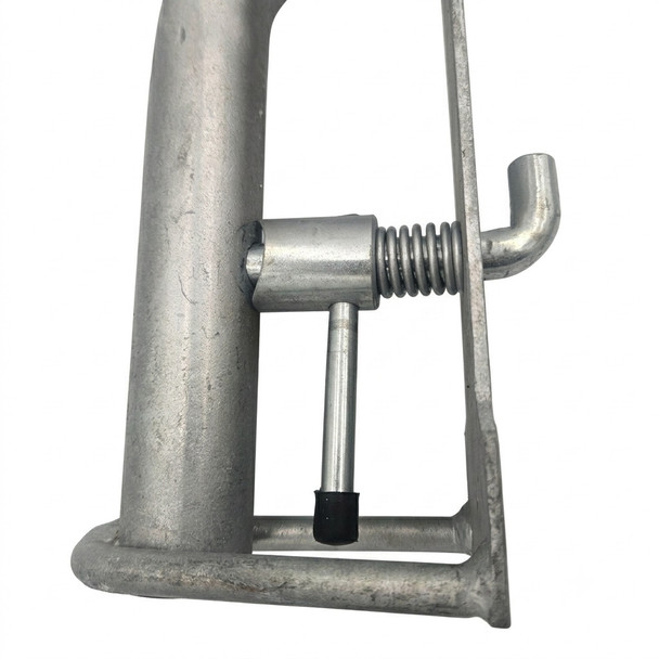 CSTM04243 Steel Wheel Chock with 230mm Pin Centres Recovery and Winch - Close View