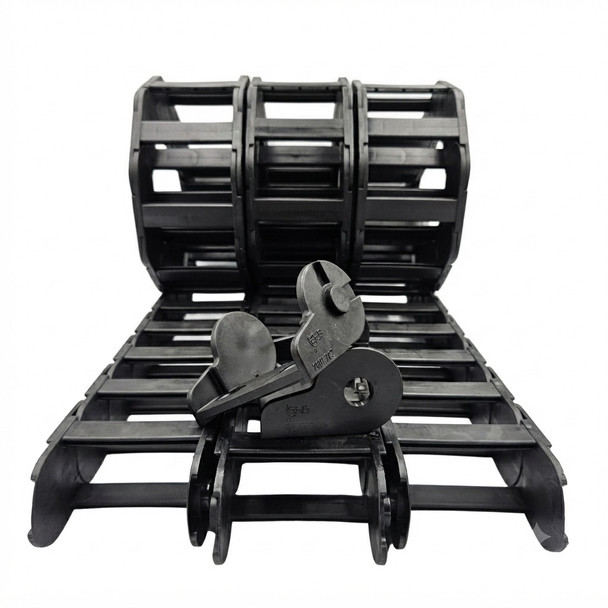 CFX9050-3M Tracking Chain 90mm x 50mm x 3m inc Brackets Recovery and Winch - Front View
