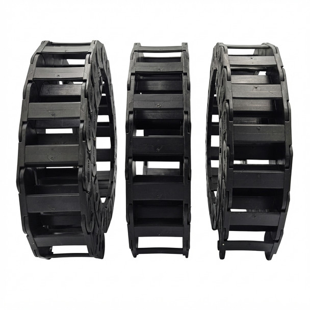CFX7235-3M Tracking Chain 72mm x 35mm x 3m inc Brackets Recovery and Winch - Front View