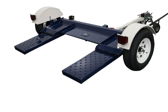 Tow Max Heavy Duty Car Tow Dolly With Hydraulic Brakes angled view