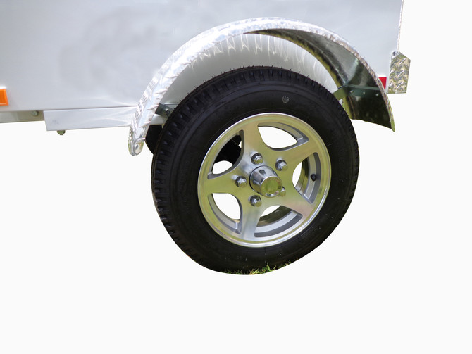 Lumina Motorcycle Wheel and Tire